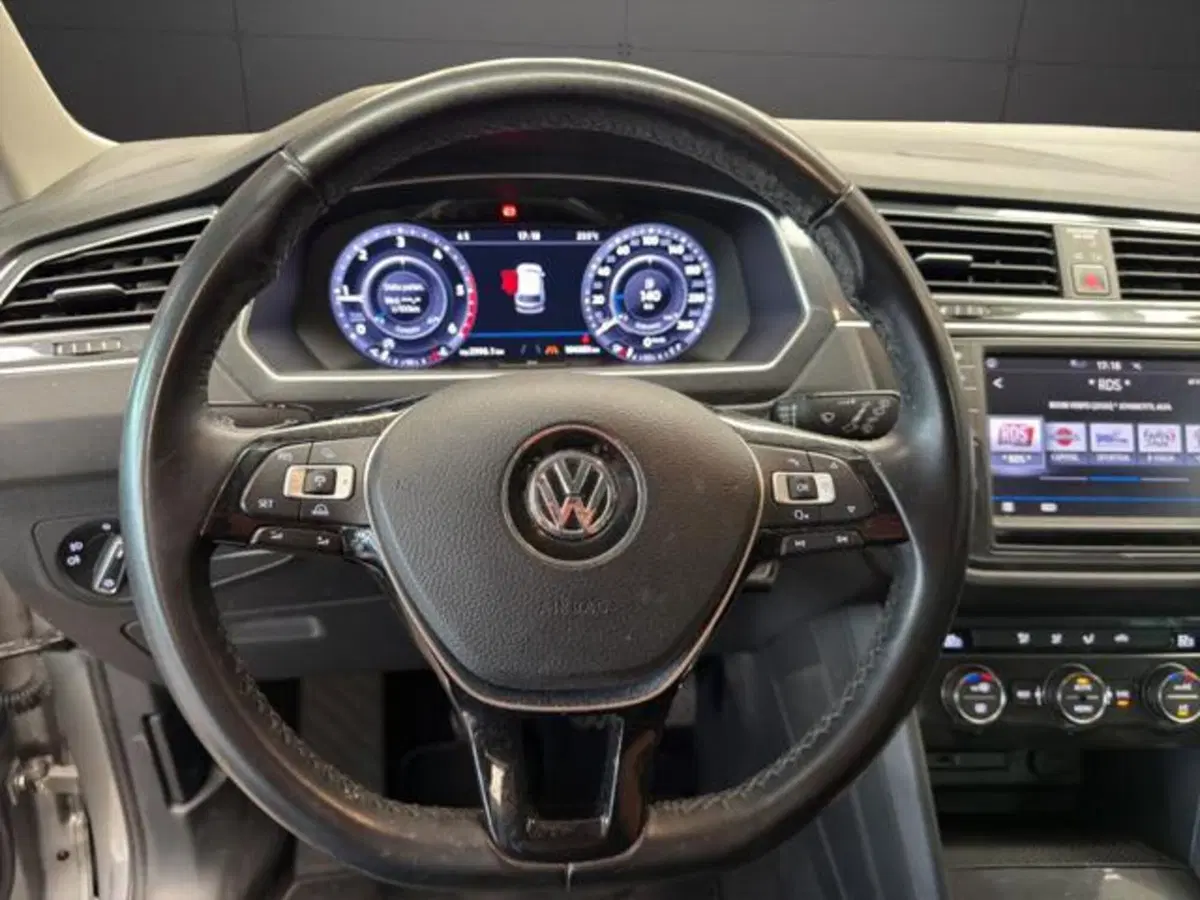 Volkswagen Tiguan usata a Milano (8)
