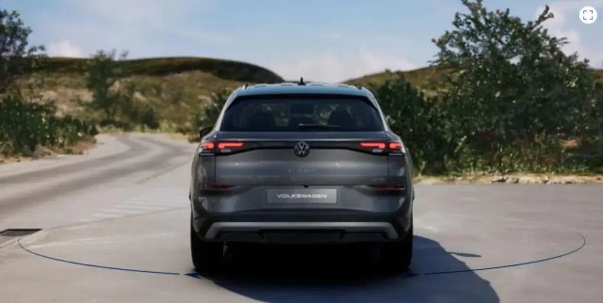 Volkswagen T-Roc nuova a Novara (3)