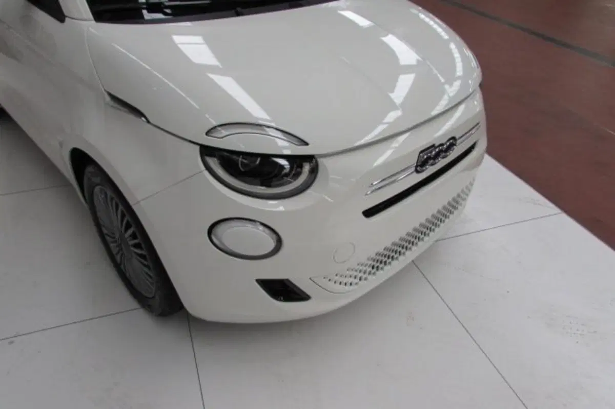 Fiat 500 nuova a Milano (16)