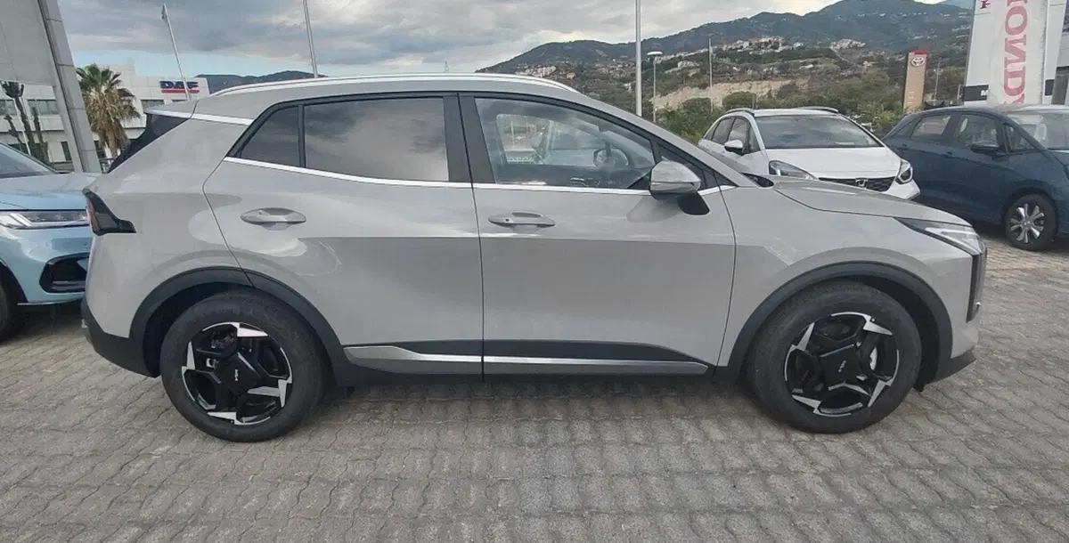 Kia Sportage nuova a Cosenza (4)
