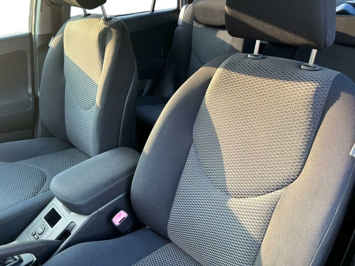 Toyota Rav4 usata a Sondrio (10)