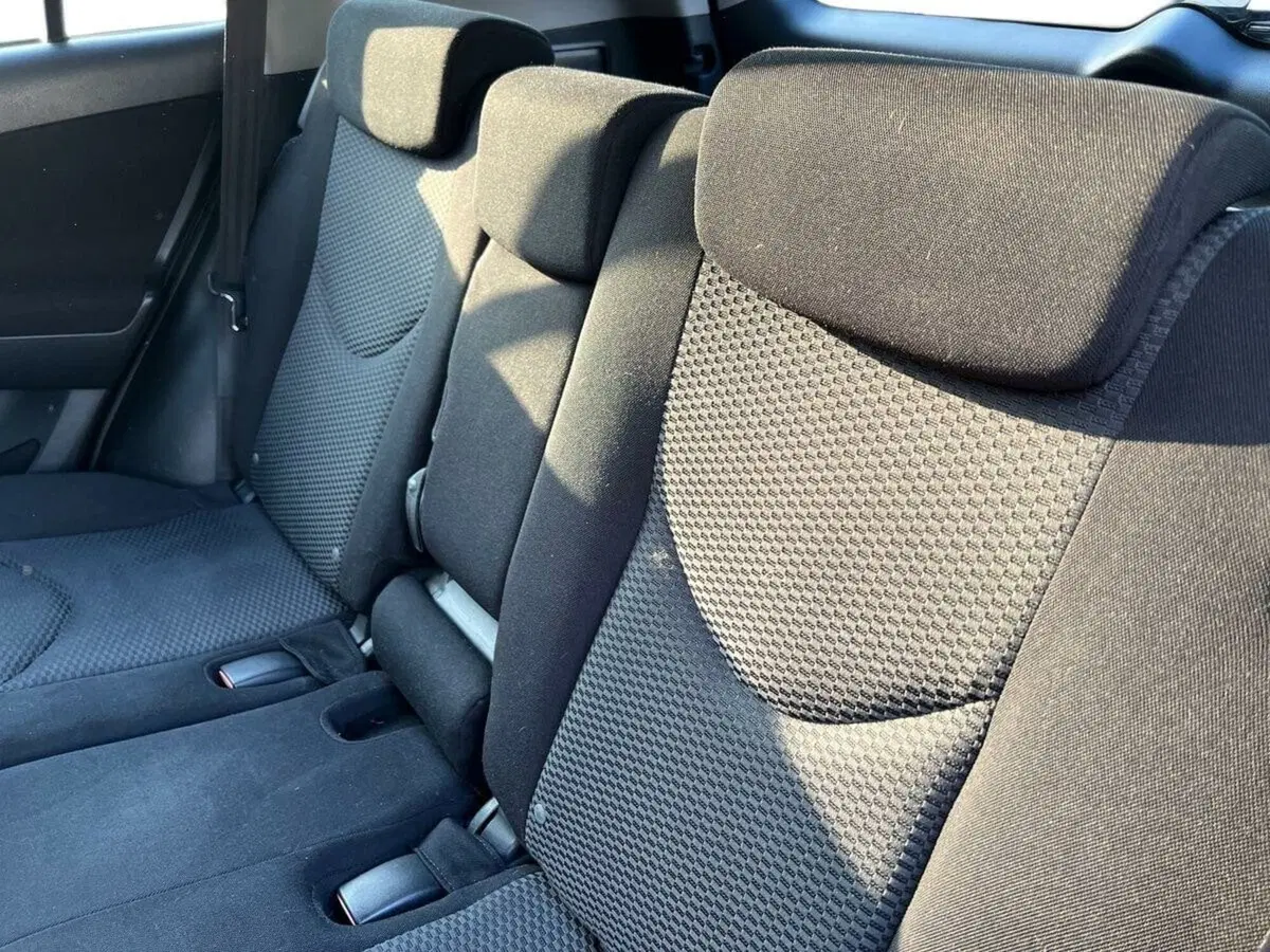 Toyota Rav4 usata a Sondrio (11)