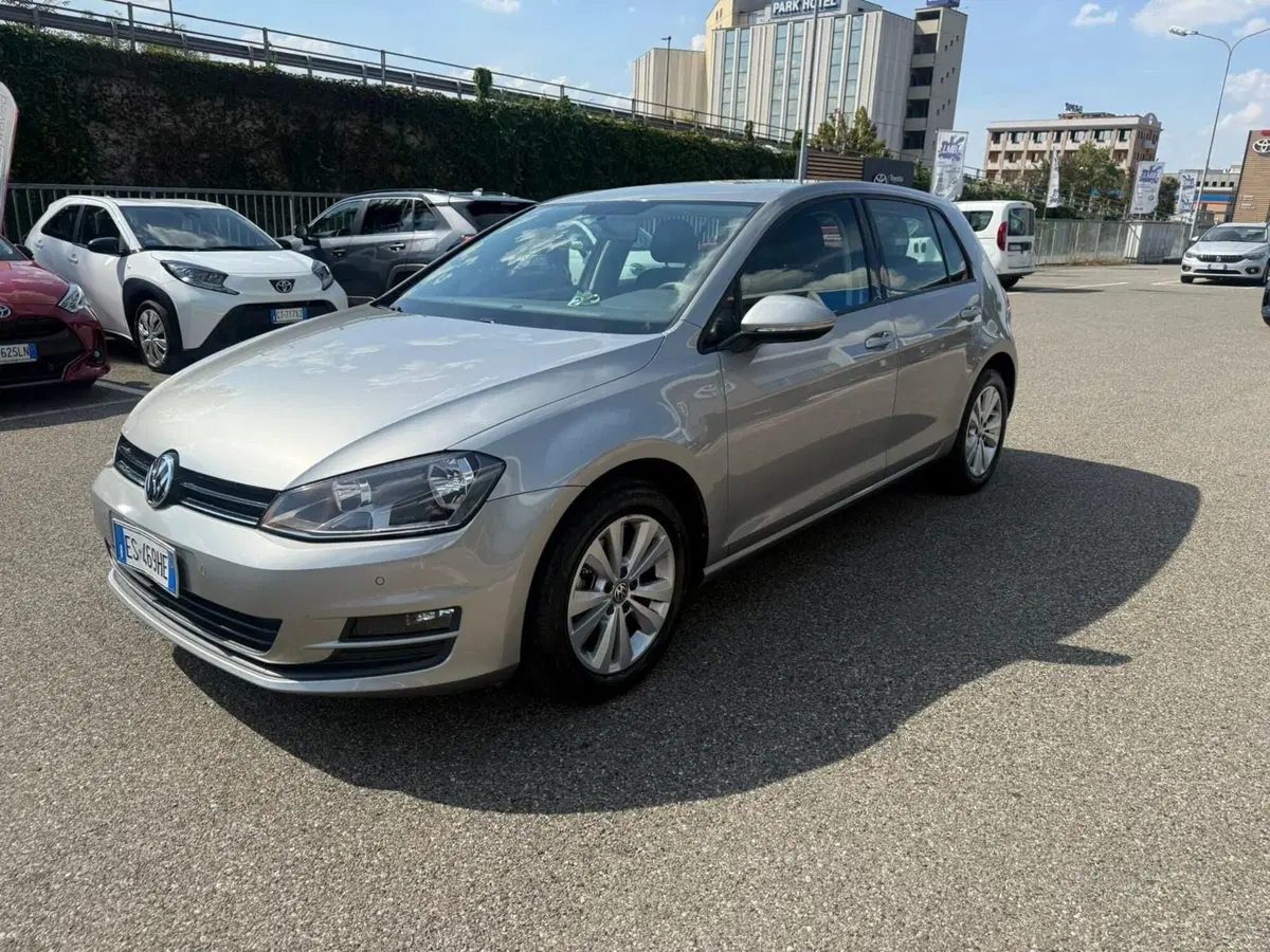 Volkswagen Golf usata a Piacenza