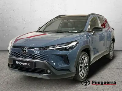 Toyota Corolla Cross 2.0h Premium fwd 178cv e-cvt del 2025 usata a Poggiridenti