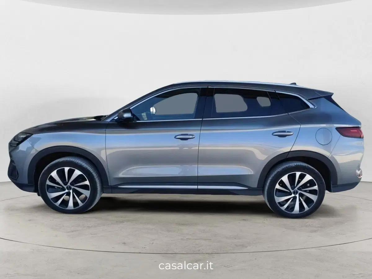 Byd Seal U DM-i usata a Salerno (4)