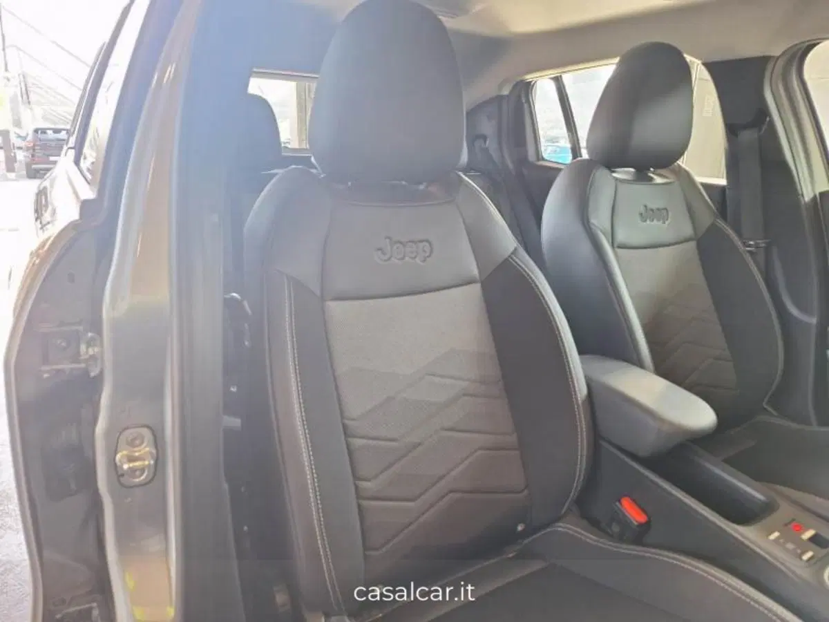 Jeep Avenger usata a Salerno (11)