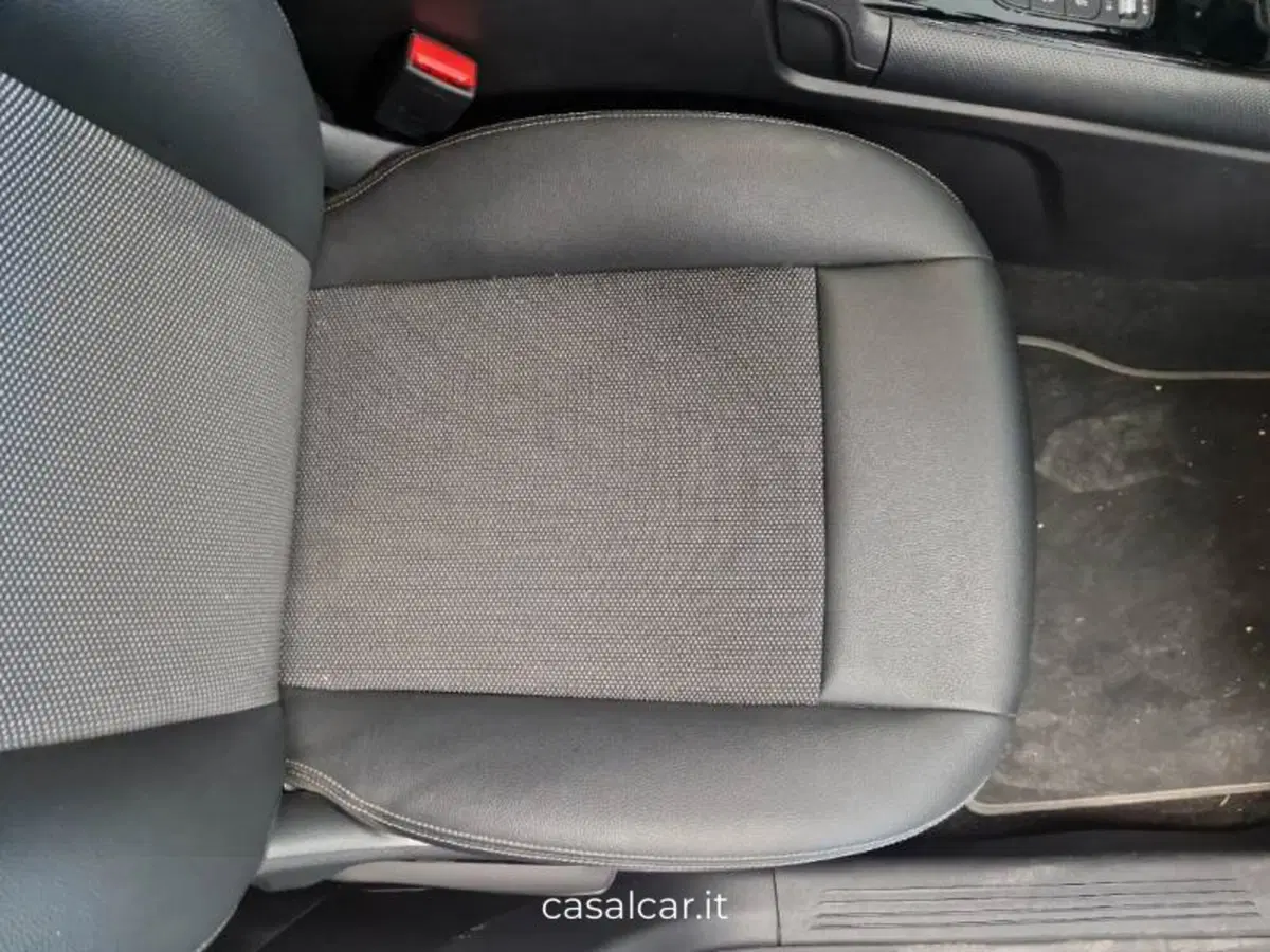 Mercedes-Benz GLA SUV usata a Salerno (12)