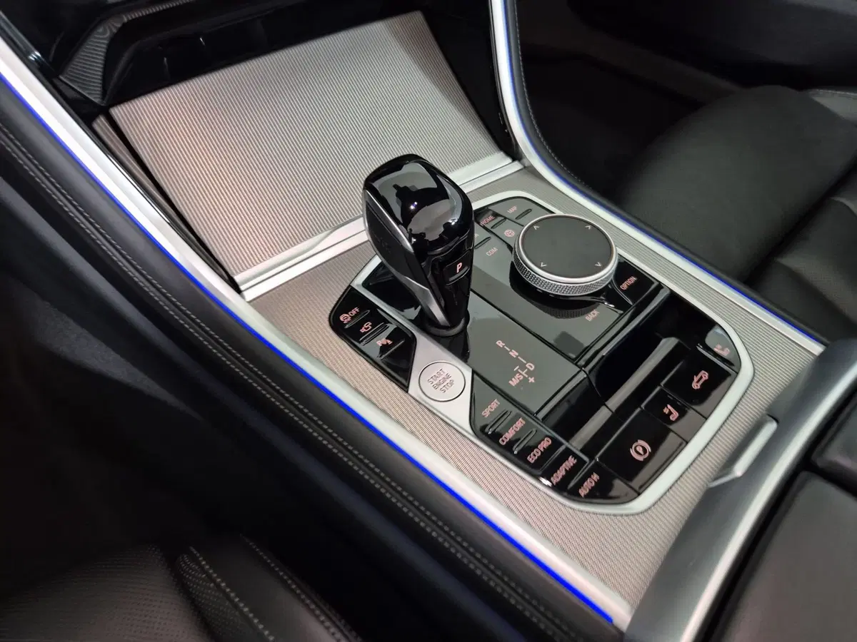 BMW Serie 8 Cabrio usata a Torino (12)