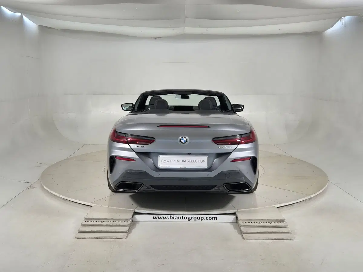 BMW Serie 8 Cabrio usata a Torino (4)
