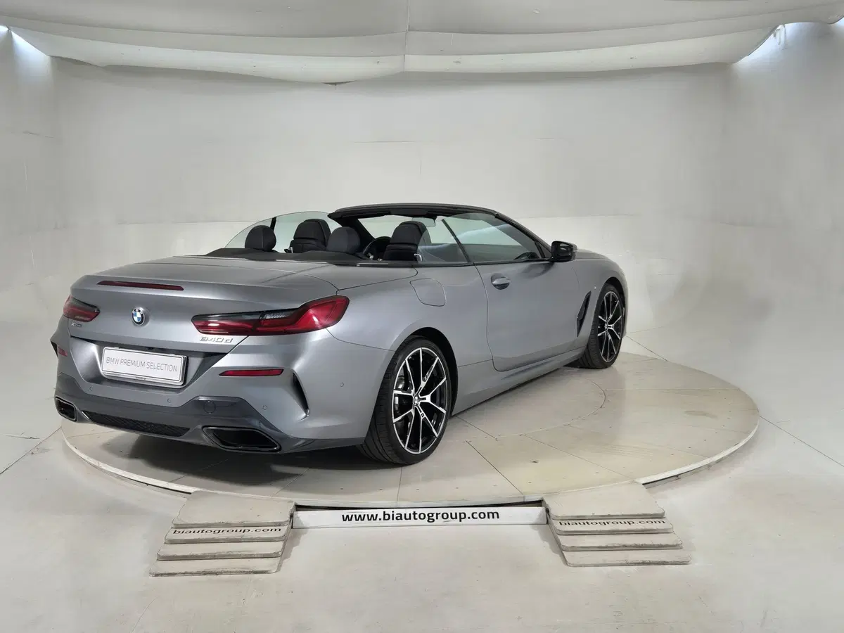 BMW Serie 8 Cabrio usata a Torino (5)