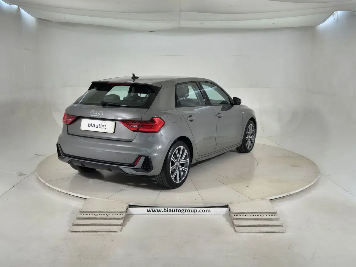 Audi A1 Sportback usata a Torino (4)