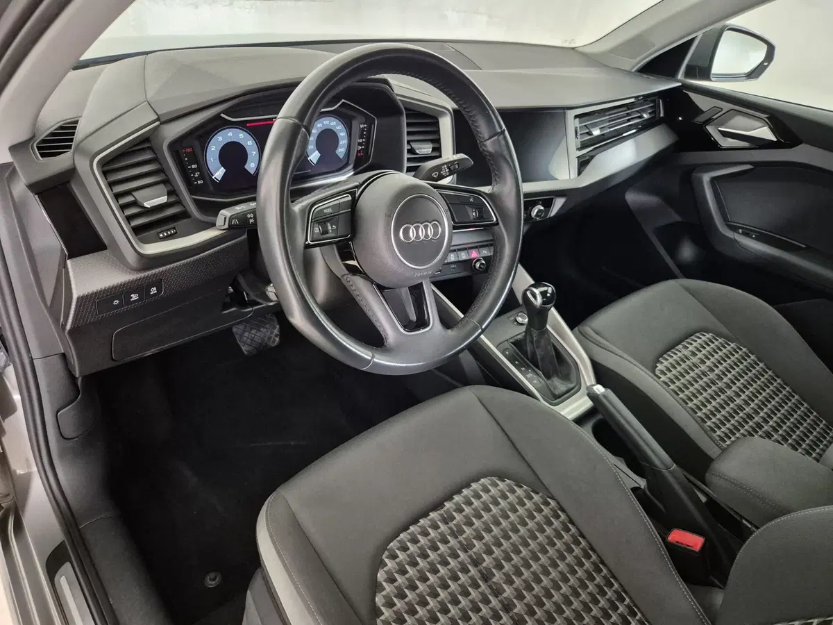 Audi A1 Sportback usata a Torino (6)