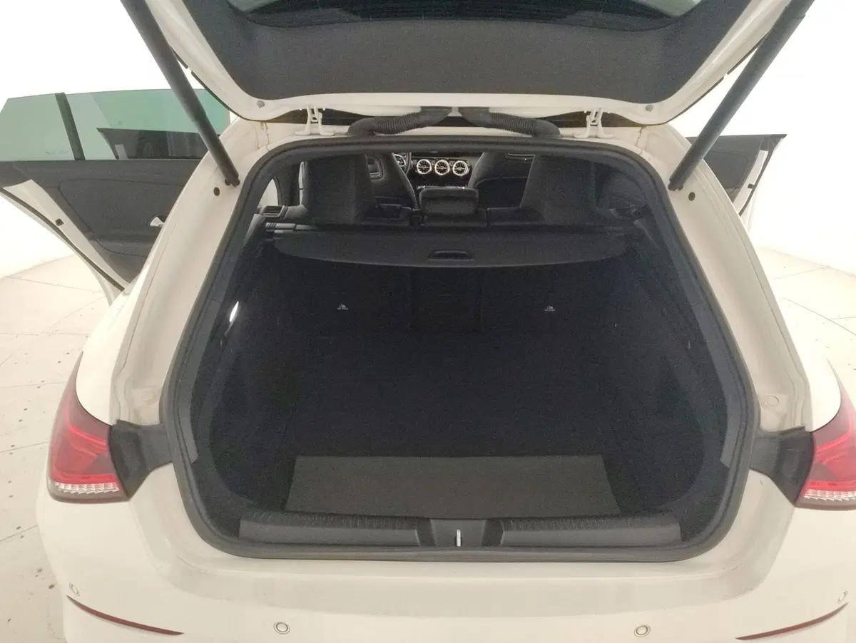 Mercedes-Benz CLA Shooting Brake usata a Alessandria (11)