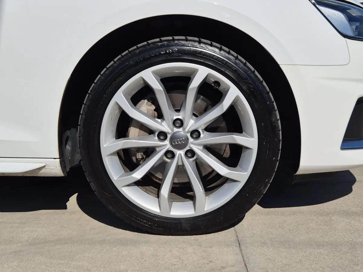 Audi A4 Avant usata  (13)