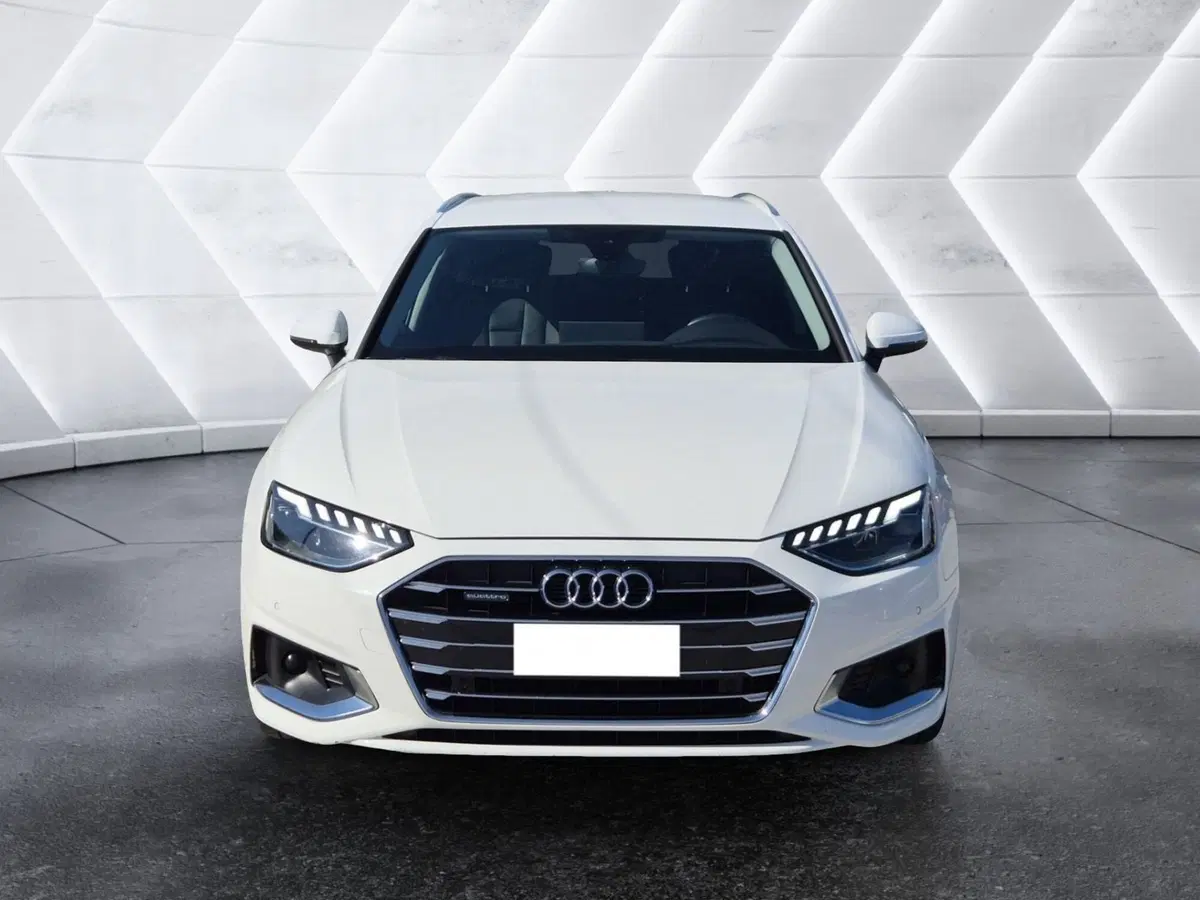 Audi A4 Avant usata  (2)