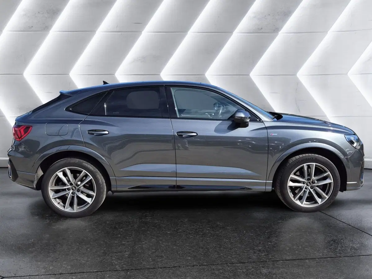 Audi Q3 Sportback usata  (5)