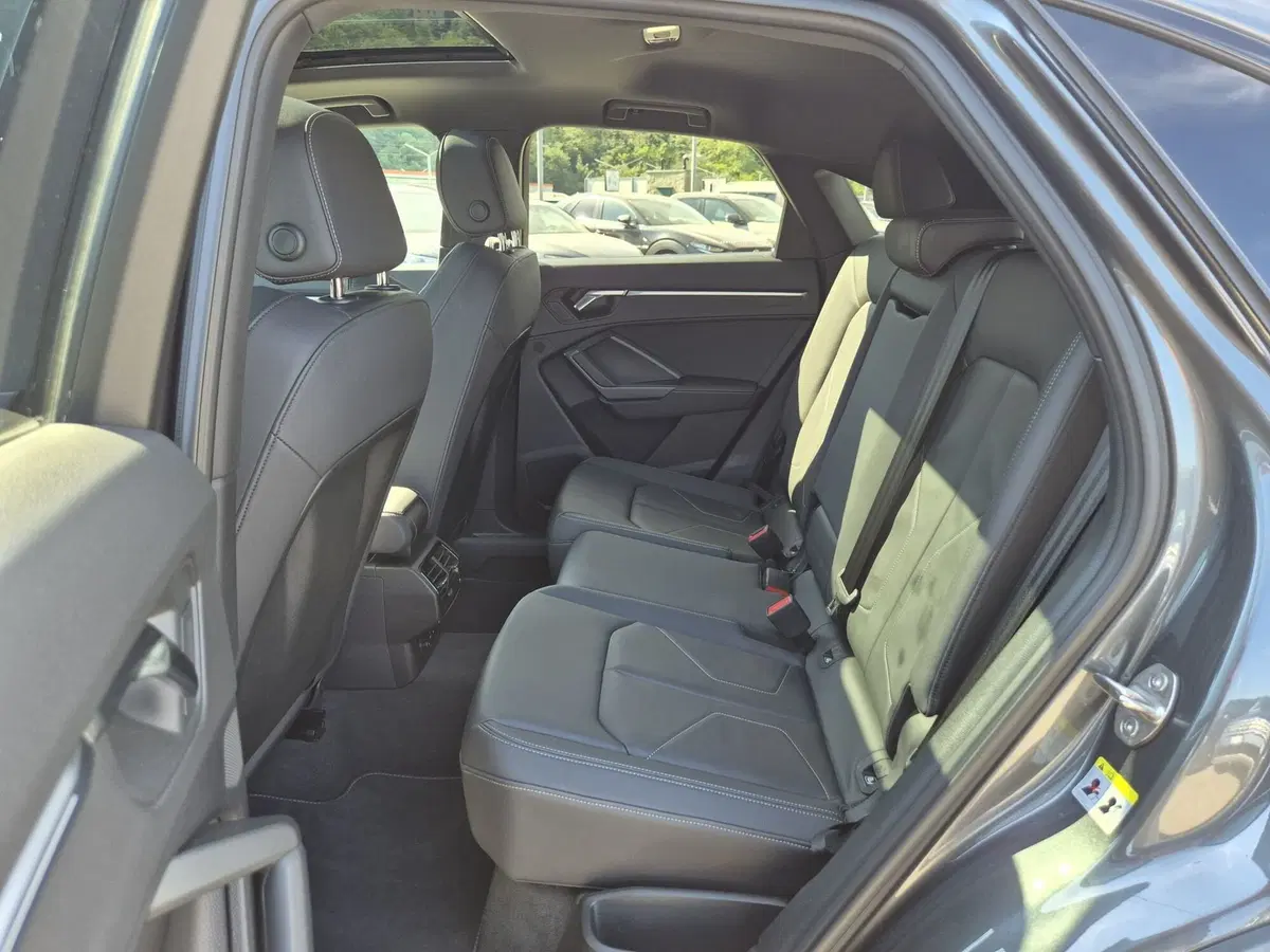 Audi Q3 Sportback usata  (7)