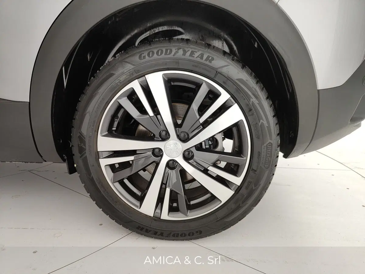 Peugeot 3008 usata a Caserta (11)