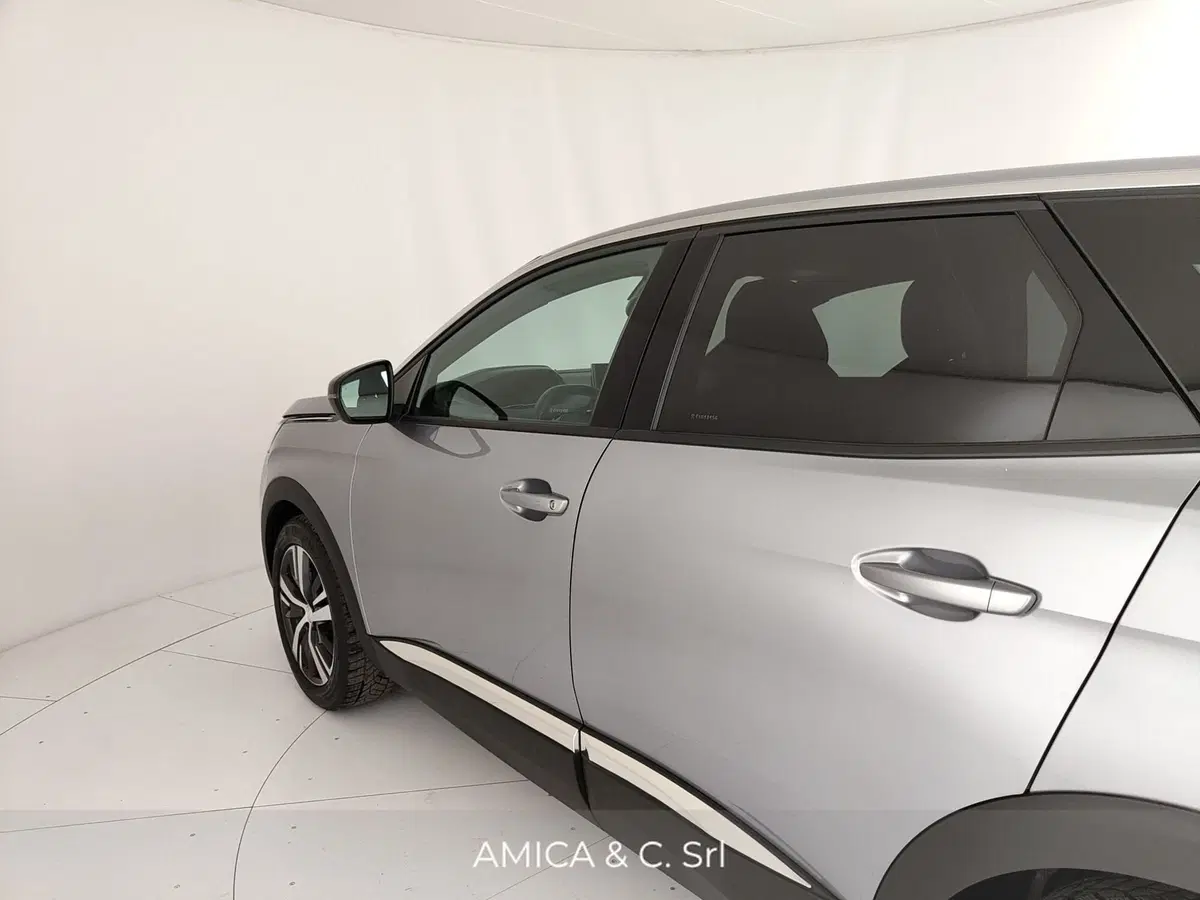 Peugeot 3008 usata a Caserta (12)