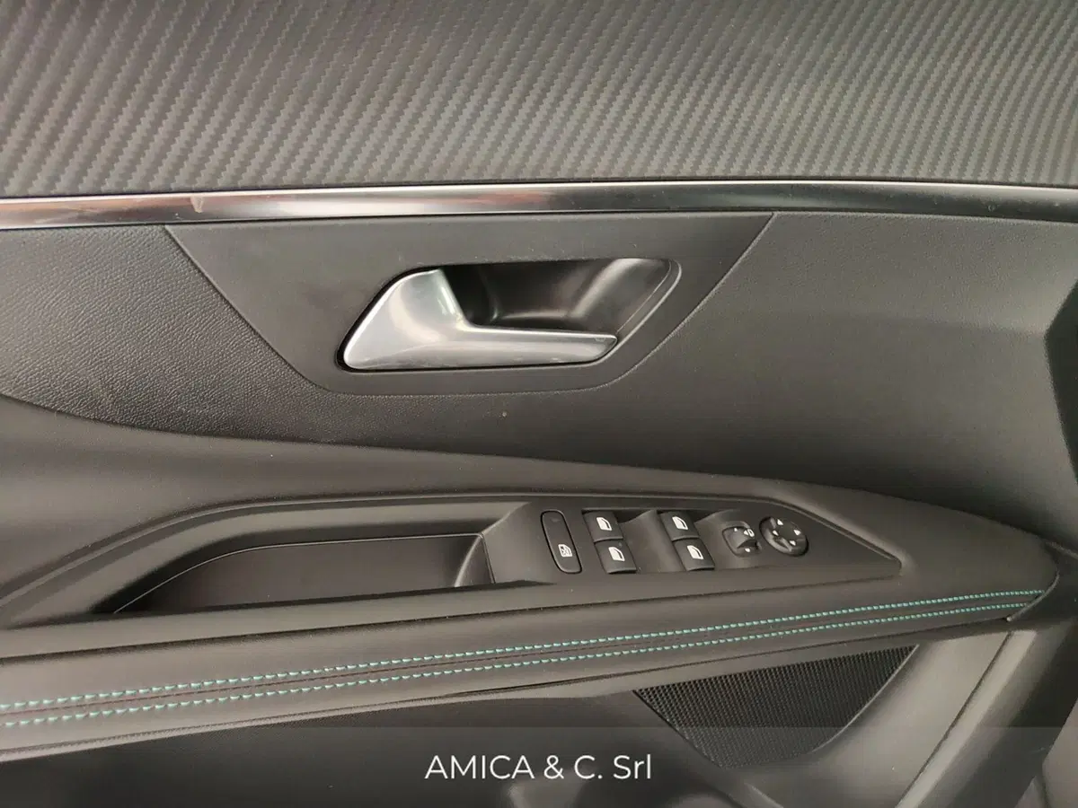 Peugeot 3008 usata a Caserta (15)