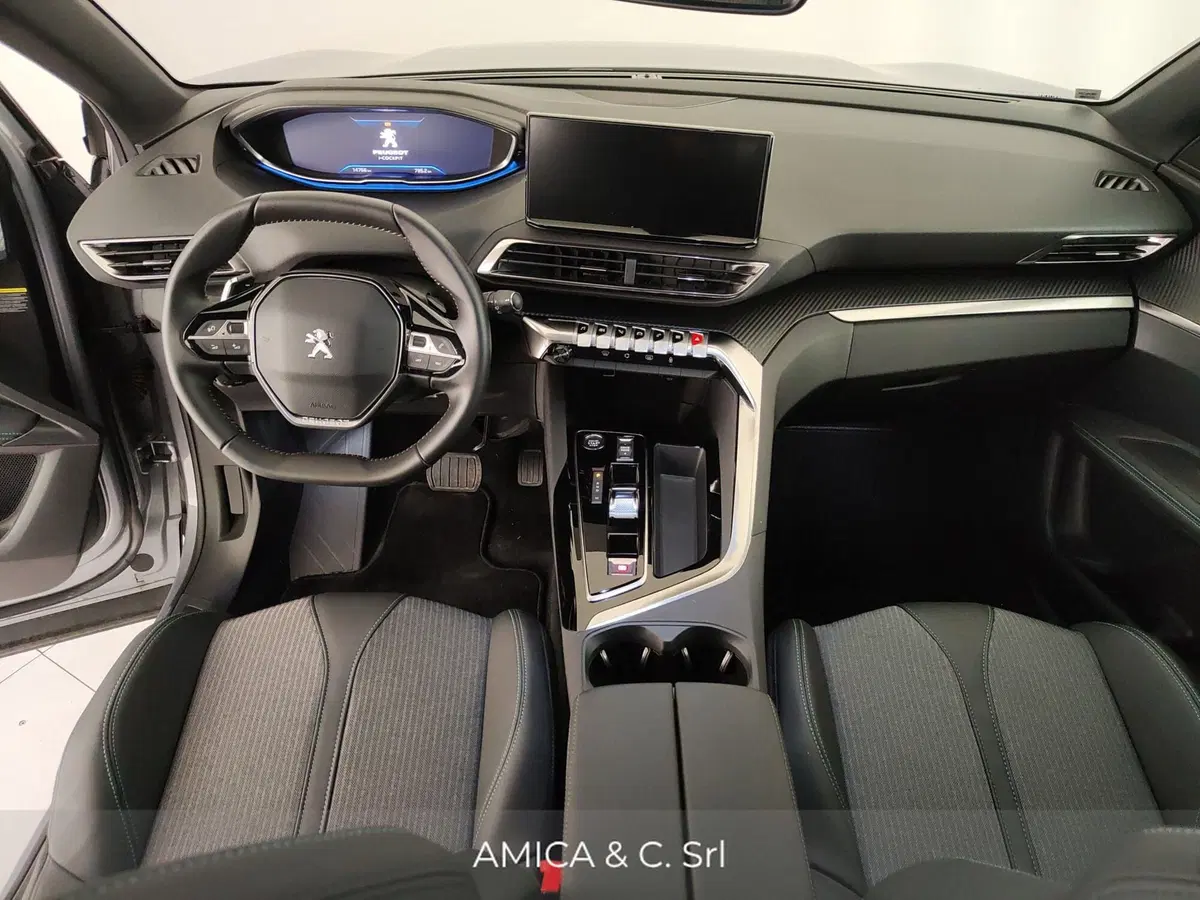 Peugeot 3008 usata a Caserta (20)
