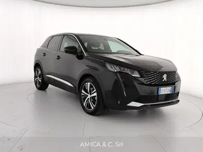 Peugeot 3008 BlueHDi 130 S&amp;S EAT8 Allure Pack del 2023 usata a Caserta