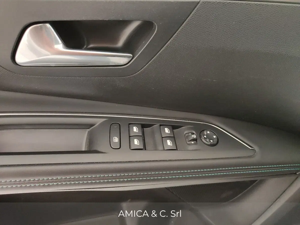 Peugeot 3008 usata a Caserta (13)