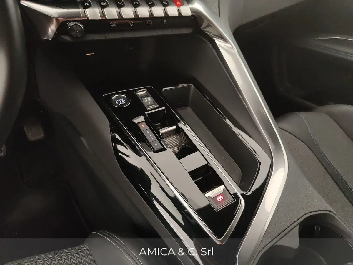 Peugeot 3008 usata a Caserta (18)