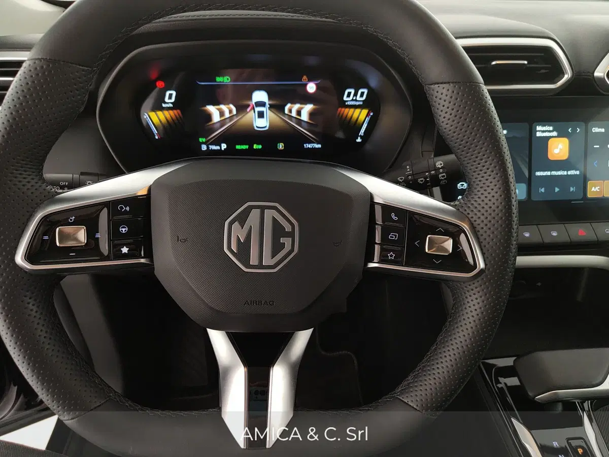 Mg ZS usata a Caserta (15)