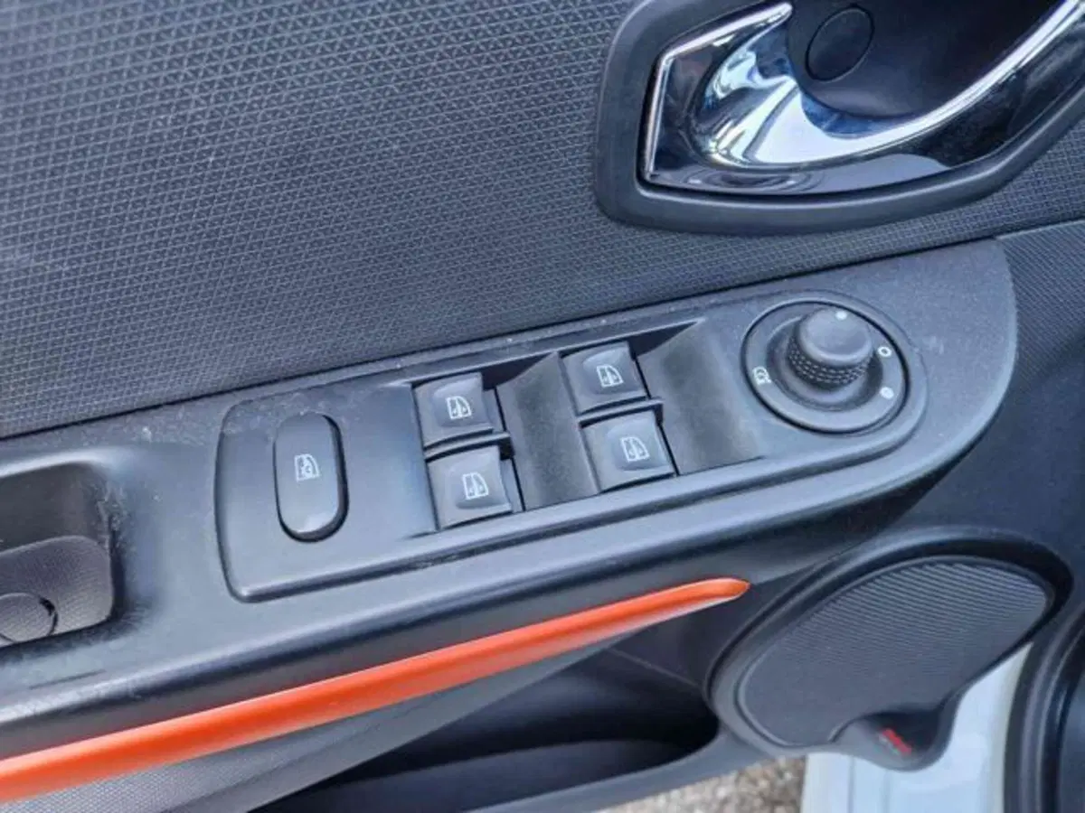 Renault Clio usata a Bologna (16)