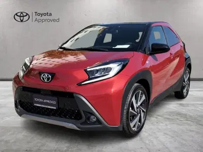 Toyota Aygo X 1.0 Lounge 72cv del 2022 usata a Frosinone