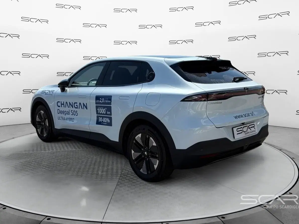 Changan Deepal S05 nuova a Livorno (3)