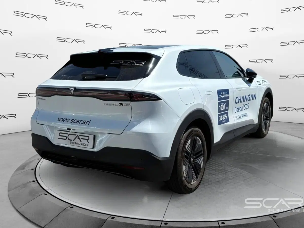 Changan Deepal S05 nuova a Livorno (5)
