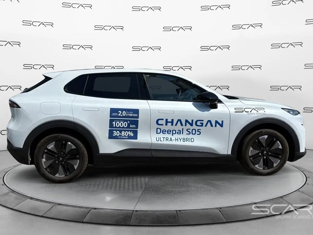 Changan Deepal S05 nuova a Livorno (6)