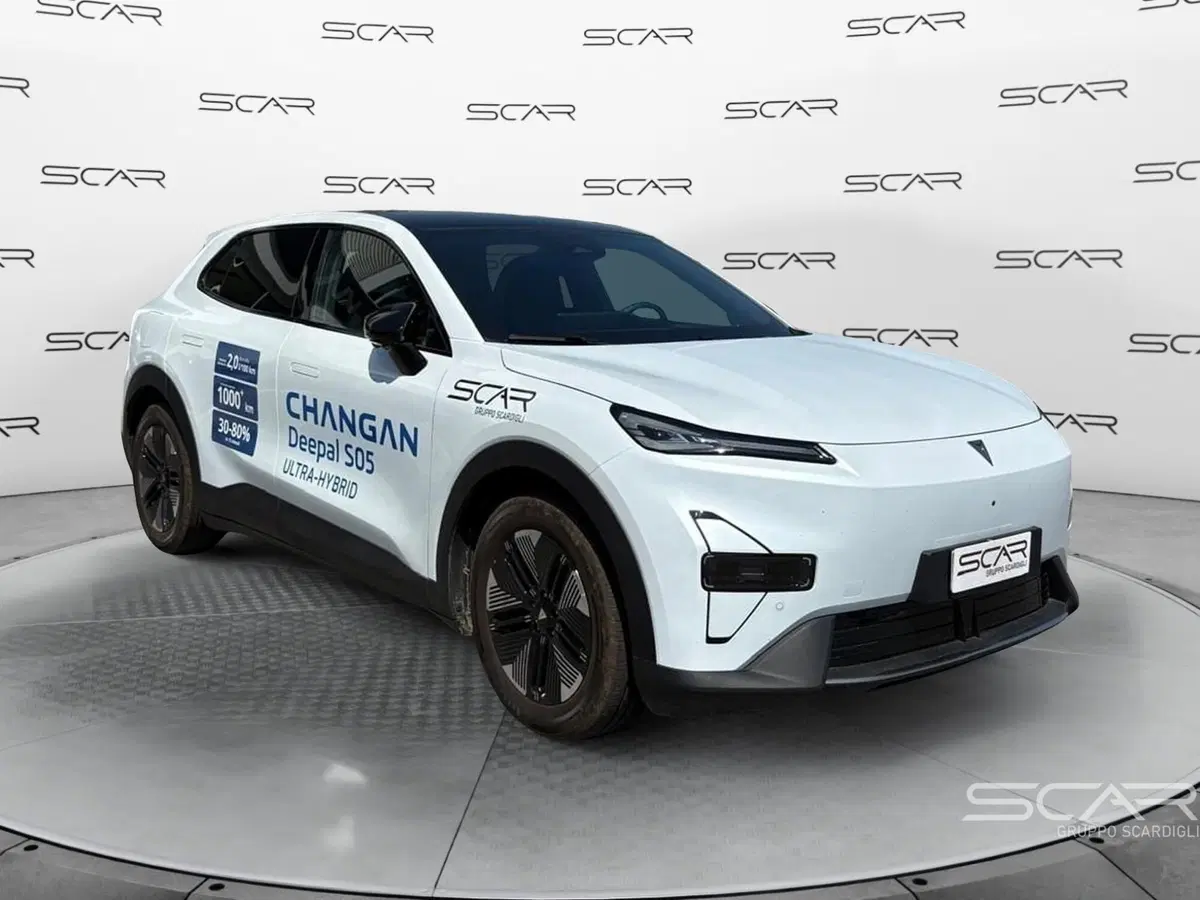 Changan Deepal S05 nuova a Livorno (7)