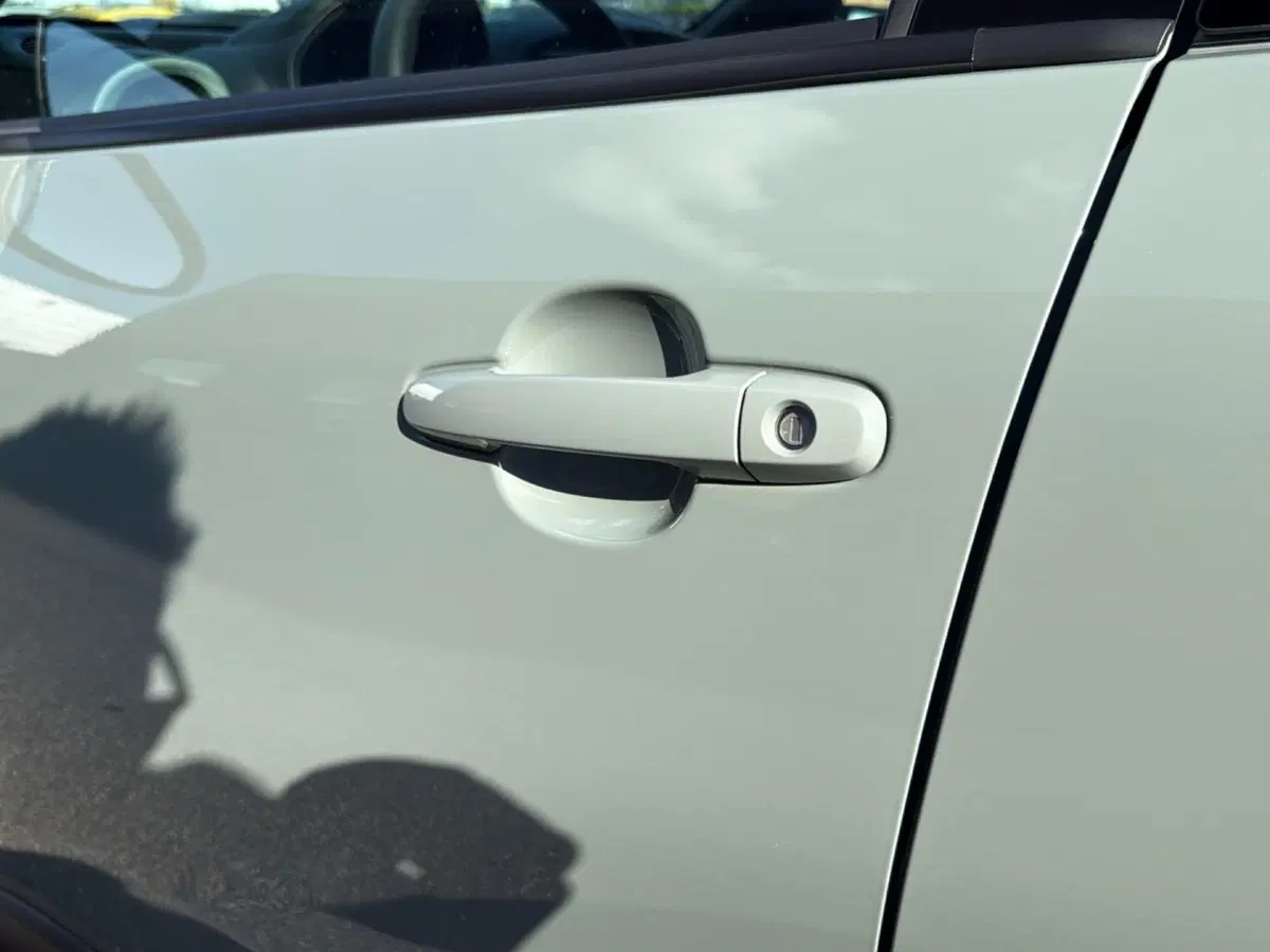 Toyota Aygo X usata a Mantova (11)