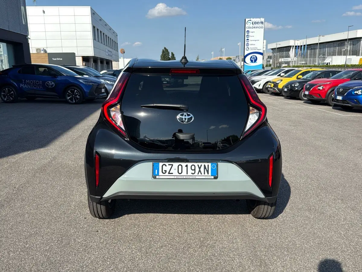 Toyota Aygo X usata a Mantova (4)