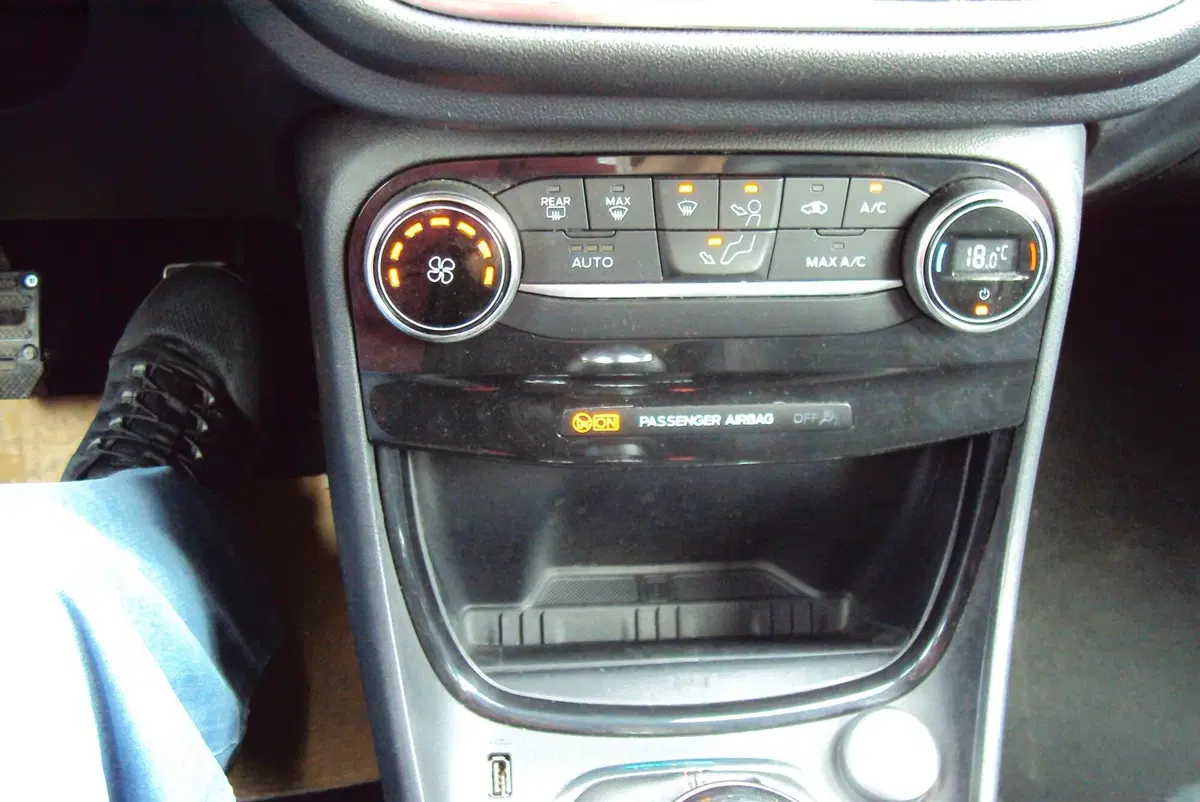 Ford Puma usata a Bologna (12)