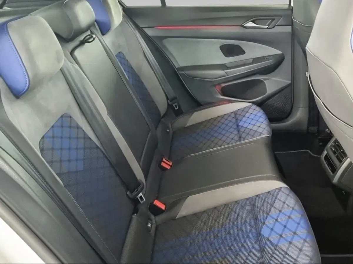 Volkswagen Golf usata a Livorno (11)