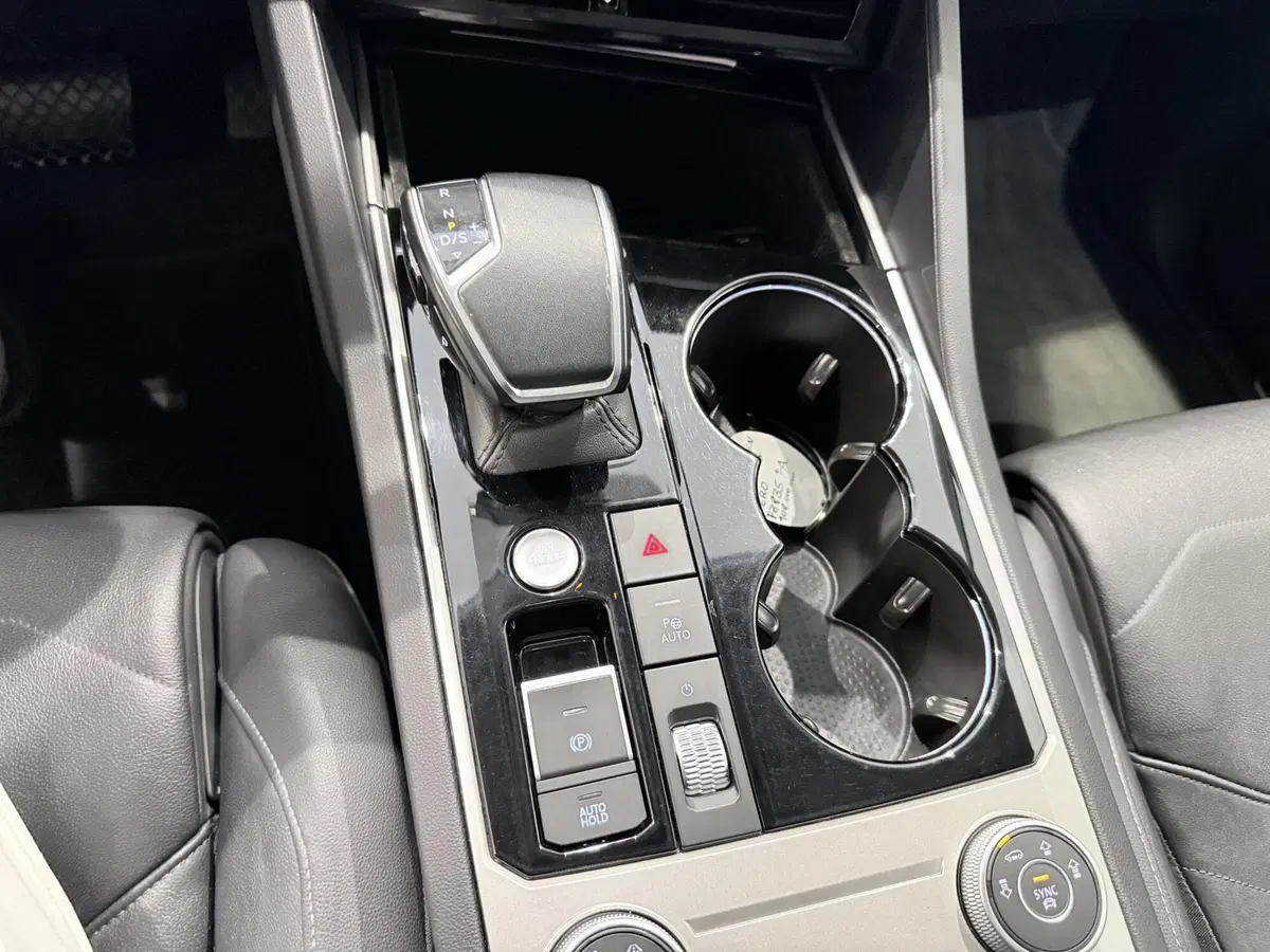 Volkswagen Touareg usata a Latina (20)