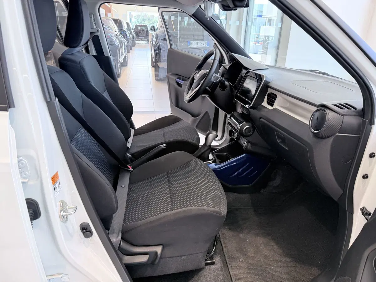Suzuki Ignis usata a Latina (11)