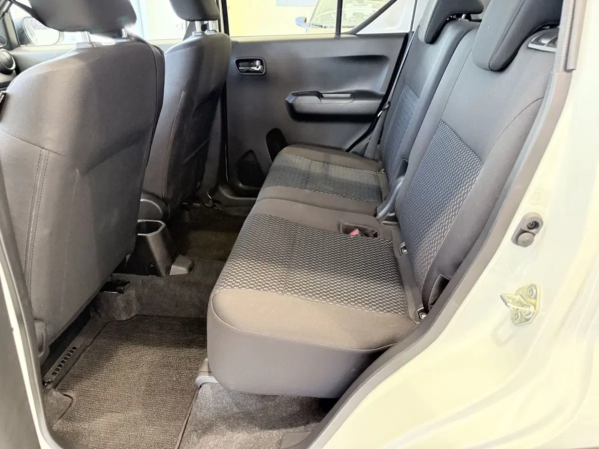Suzuki Ignis usata a Latina (13)