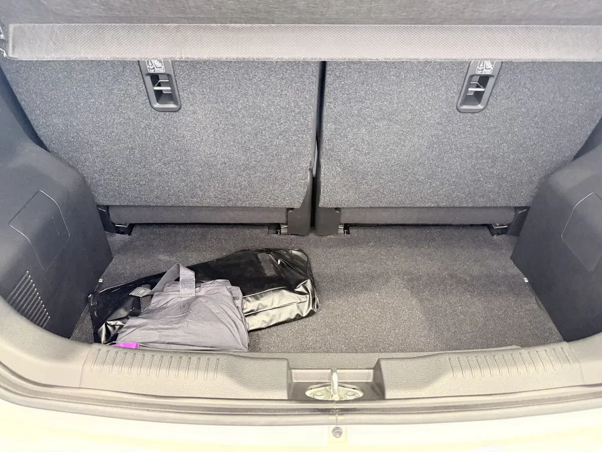 Suzuki Ignis usata a Latina (19)