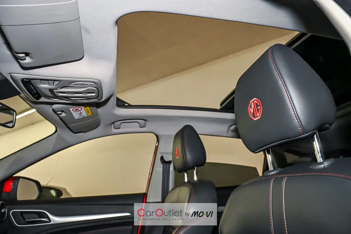 Mg ZS (2021-->) usata a Genova (5)