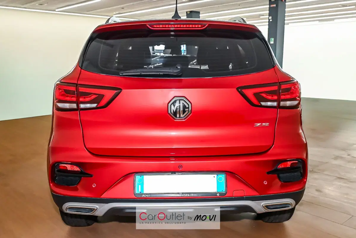 Mg ZS (2021-->) usata a Genova (7)