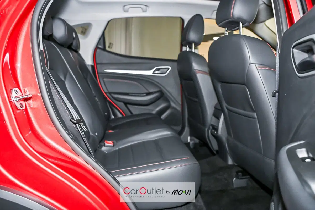 Mg ZS (2021-->) usata a Genova (9)