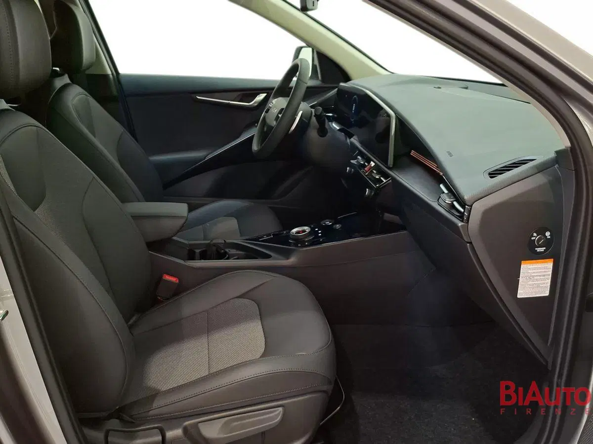 Kia Niro nuova a Firenze (17)
