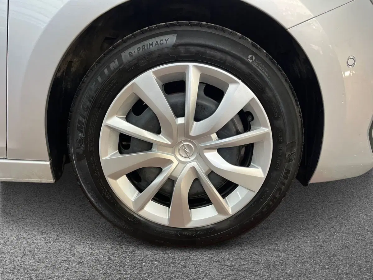 Opel Corsa usata a Bari (6)