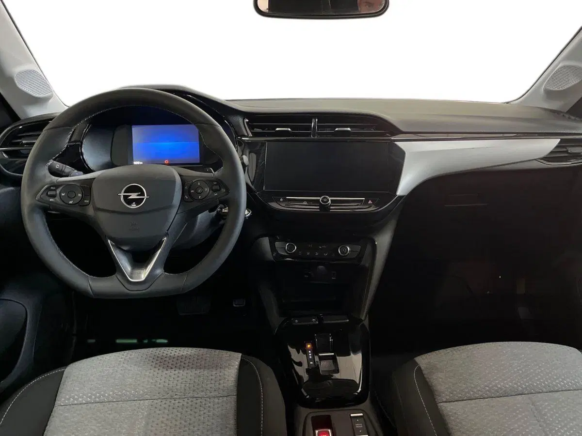 Opel Corsa usata a Bari (8)