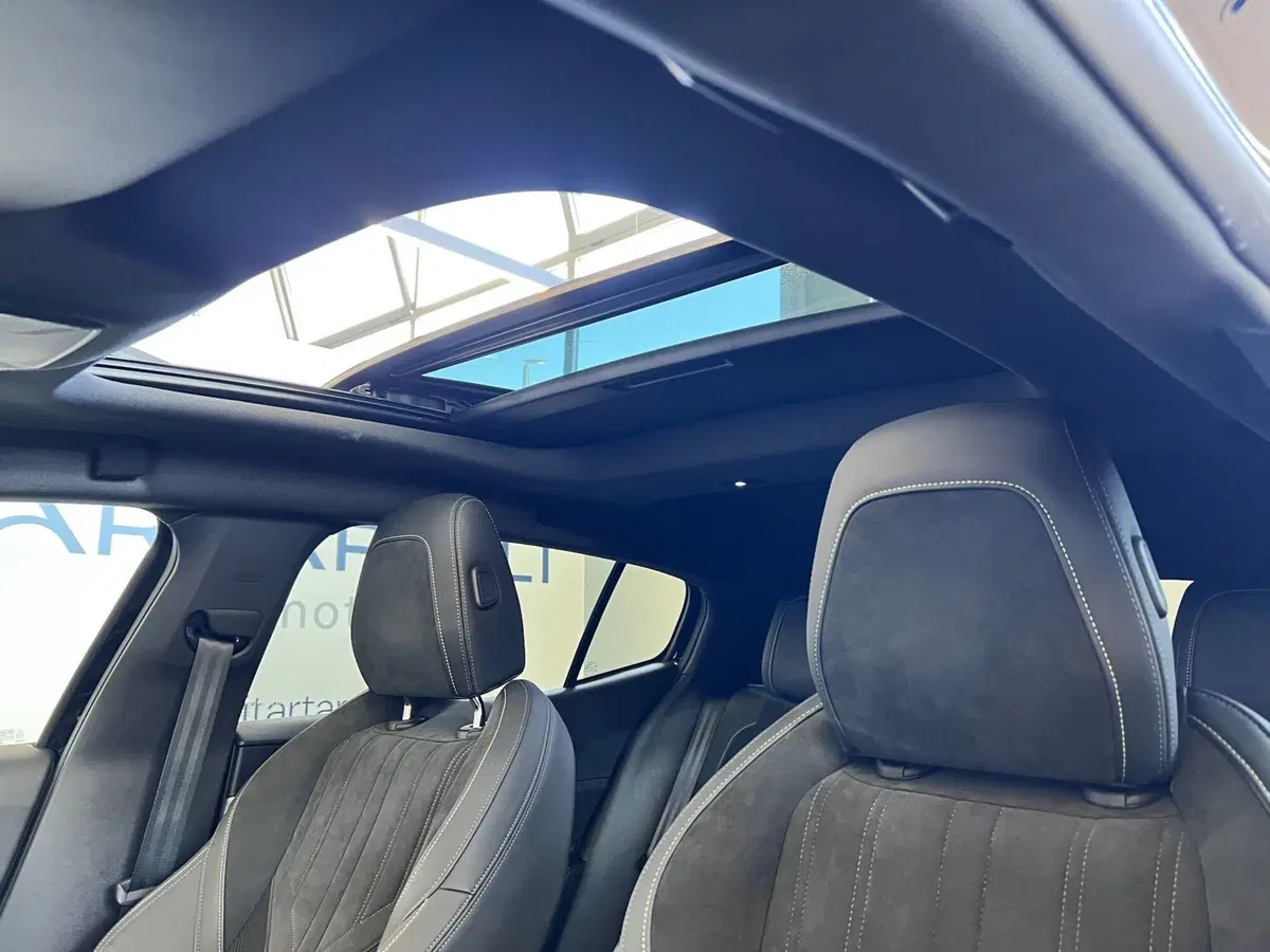 Peugeot 408 usata a Bari (10)